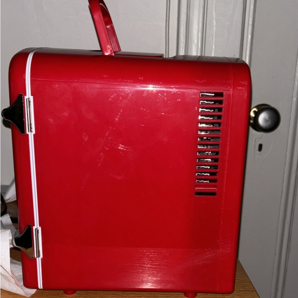 Frigidaire Portable Red Mini Fridge - Picture 4 of 6